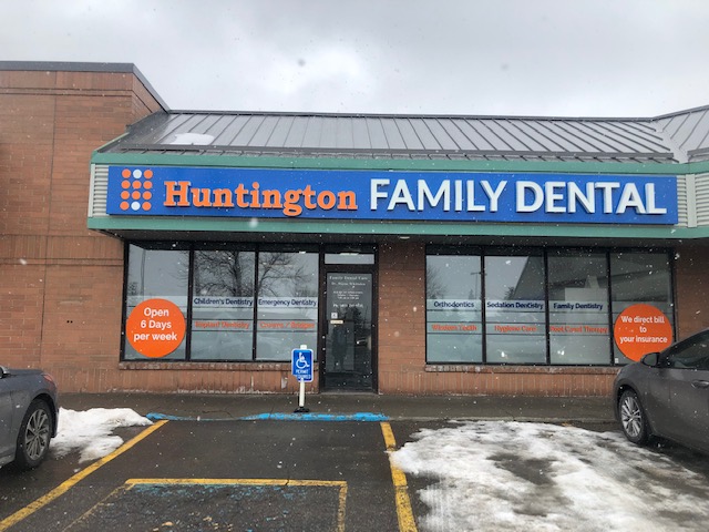 Huntington Family Dental dental clinic in Calgary - Photo 1