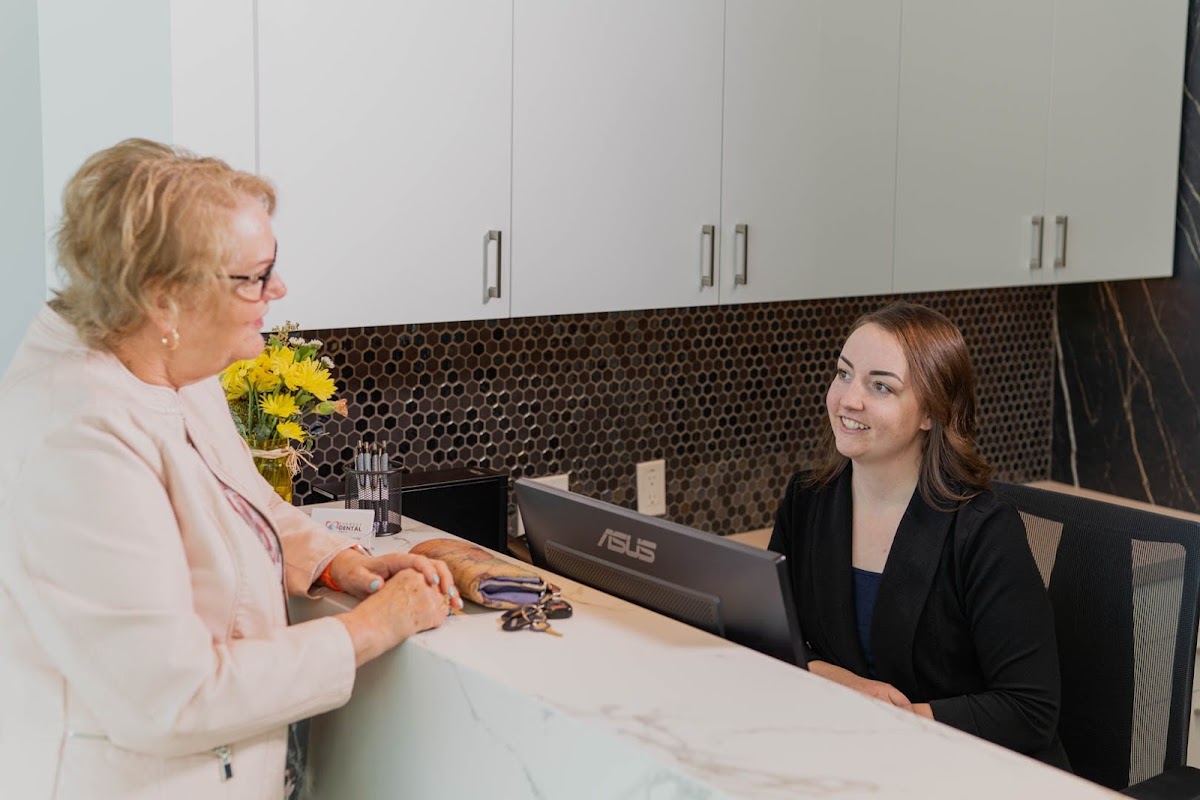 Evershine Dental Care dental clinic in Calgary - Photo 10