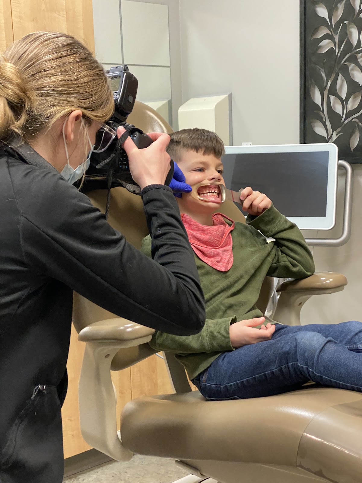 Signature Orthodontics dental clinic in Edmonton - Photo 6