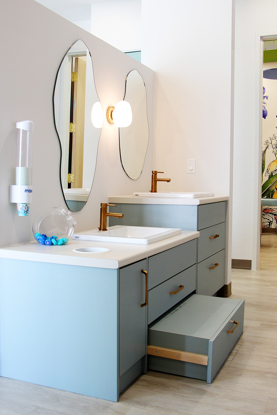 Imagine Children's Dentistry dental clinic in London - Photo 6