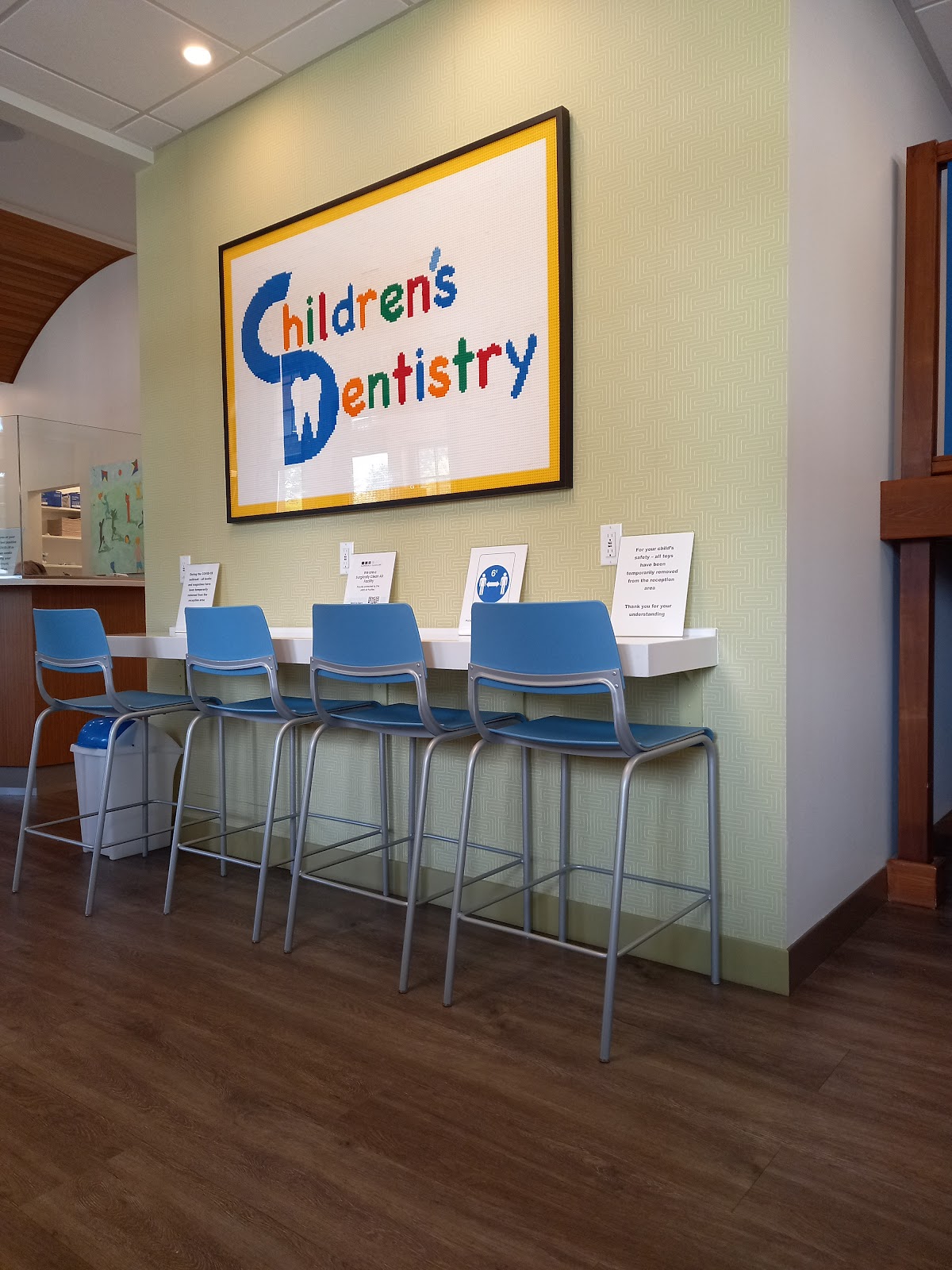 Children's Dentistry & Orthodontics dental clinic in London - Photo 3
