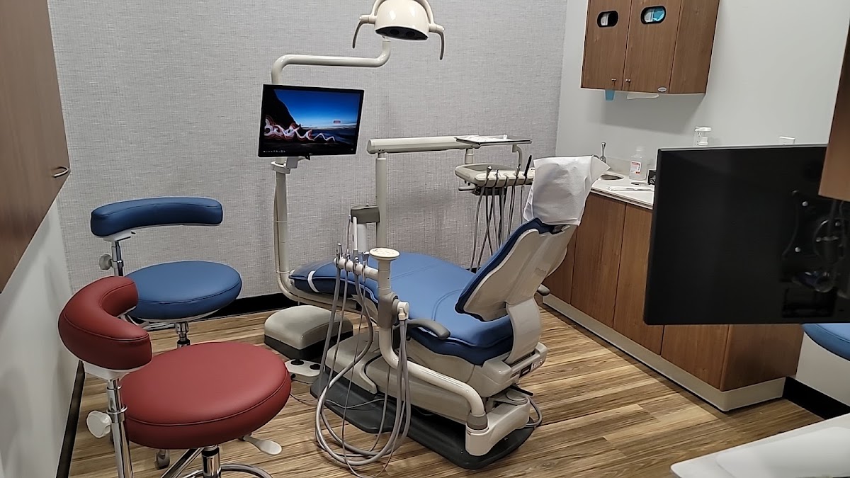 Cityscape Square Dental dental clinic in Calgary - Photo 2