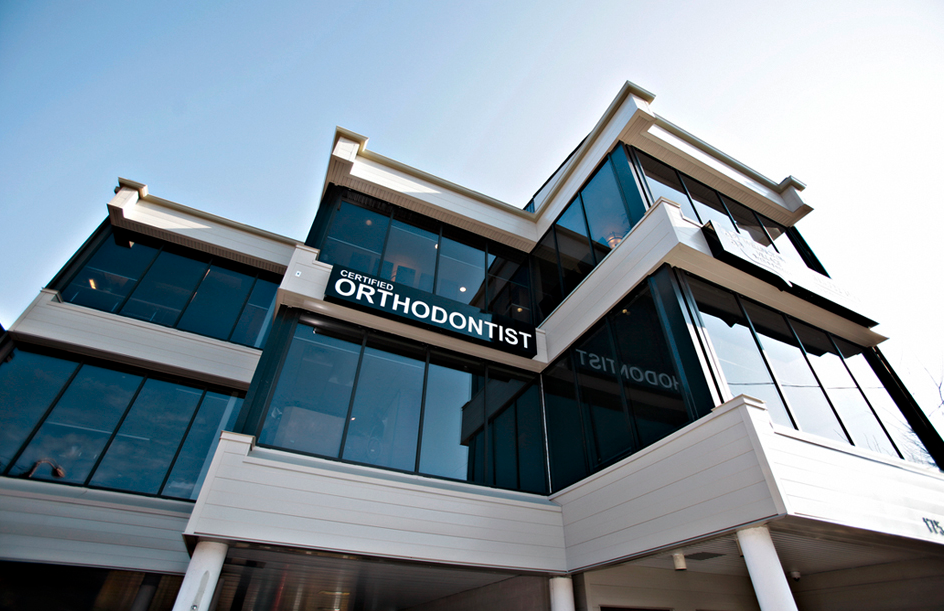 Wellington Village Orthodontics dental clinic in Ottawa - Photo 5