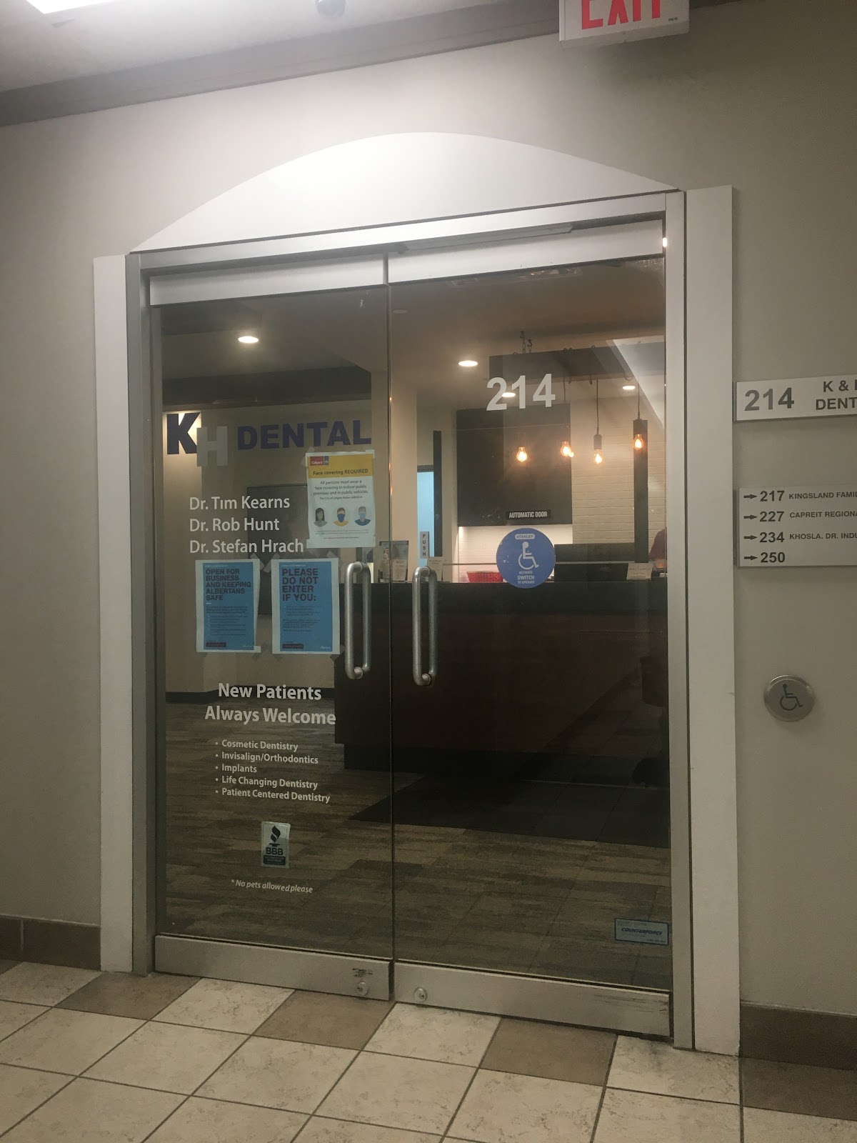 KH Dental dental clinic in Calgary - Photo 2