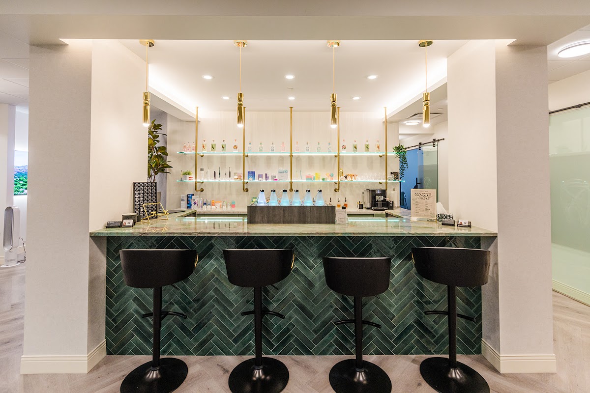 Tooth Bar Dental dental clinic in Calgary - Photo 1