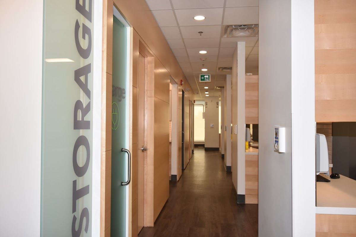 Chinook Dental Centre dental clinic in Calgary - Photo 3