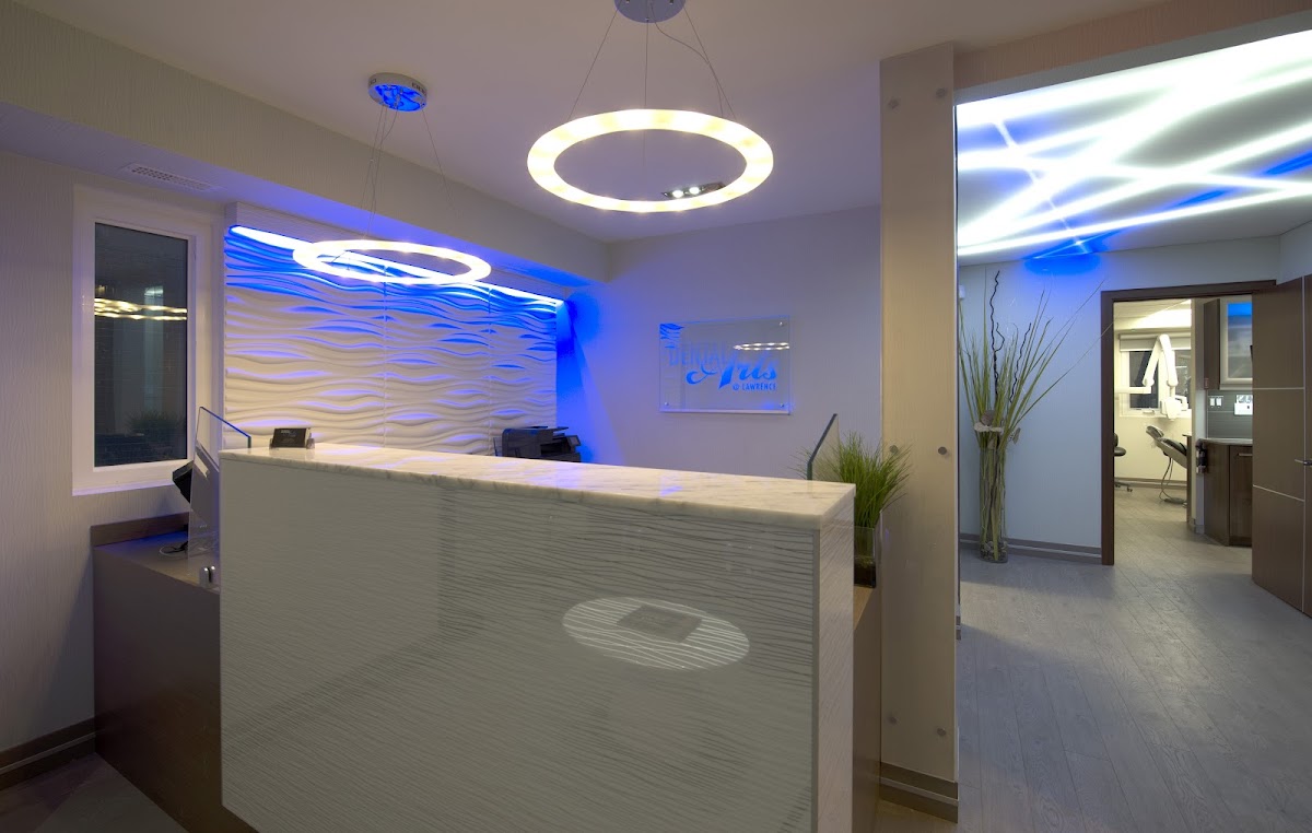 Dental Arts At Lawrence- Invisalign Toronto dental clinic in Old Toronto - Photo 3