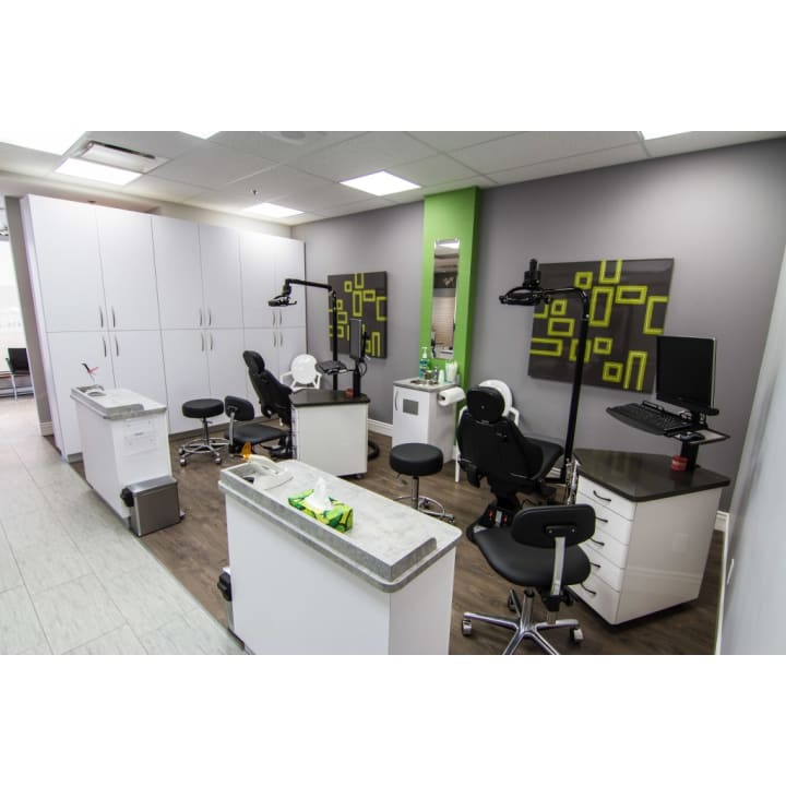 Etobicoke Orthodontics & Oral Surgery dental clinic in Etobicoke - Photo 2
