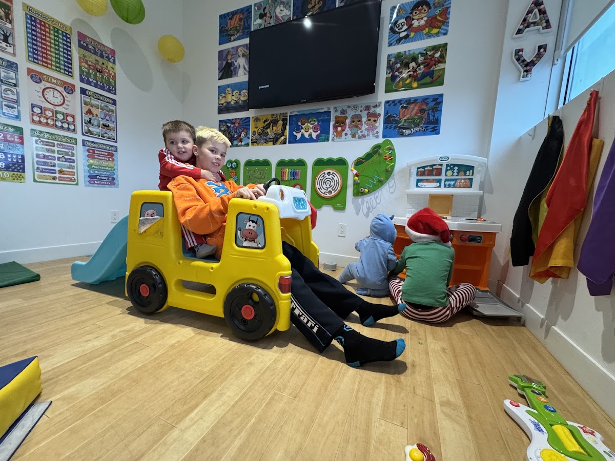 Simcoe Kids & Family Dental dental clinic in Alcona - Photo 4