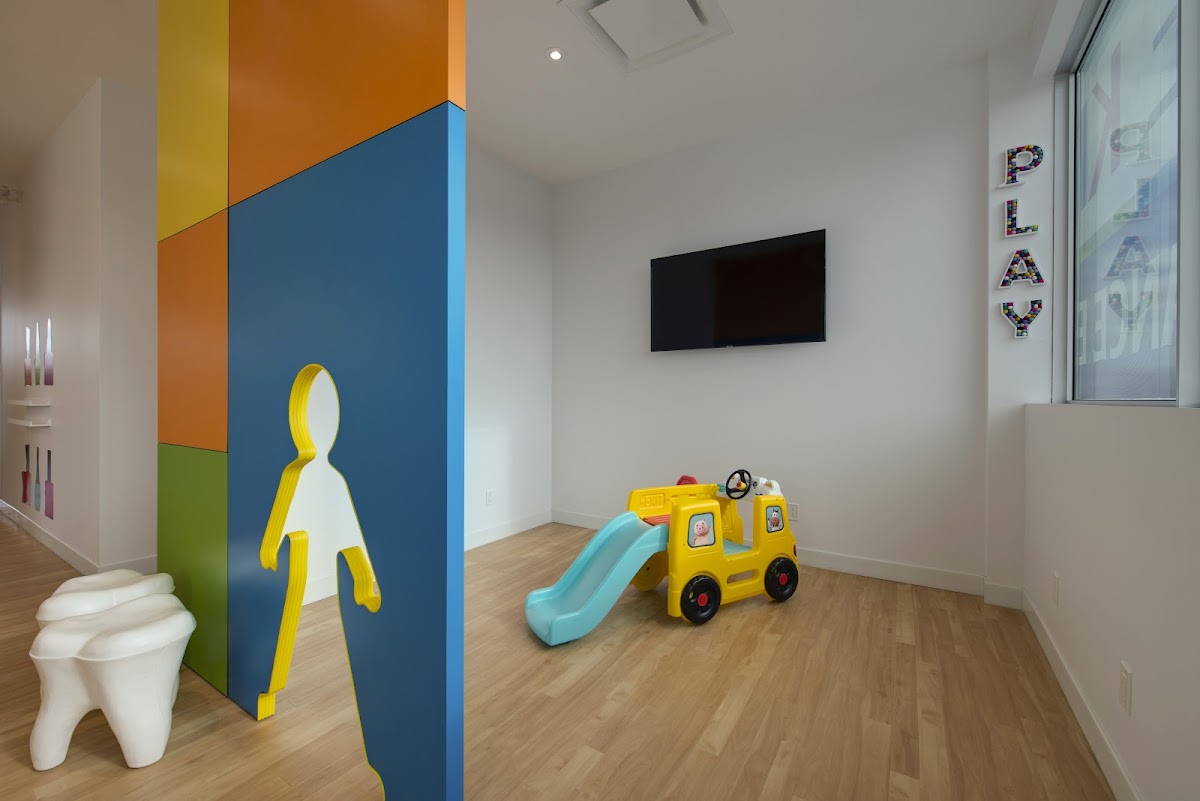Simcoe Kids & Family Dental dental clinic in Alcona - Photo 5