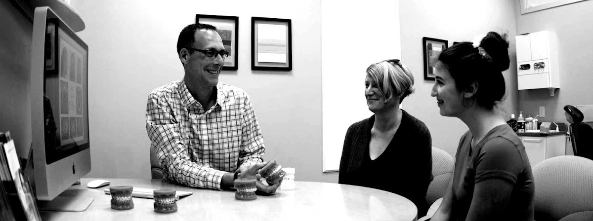 Clayton Orthodontics dental clinic in Rockingham - Photo 1