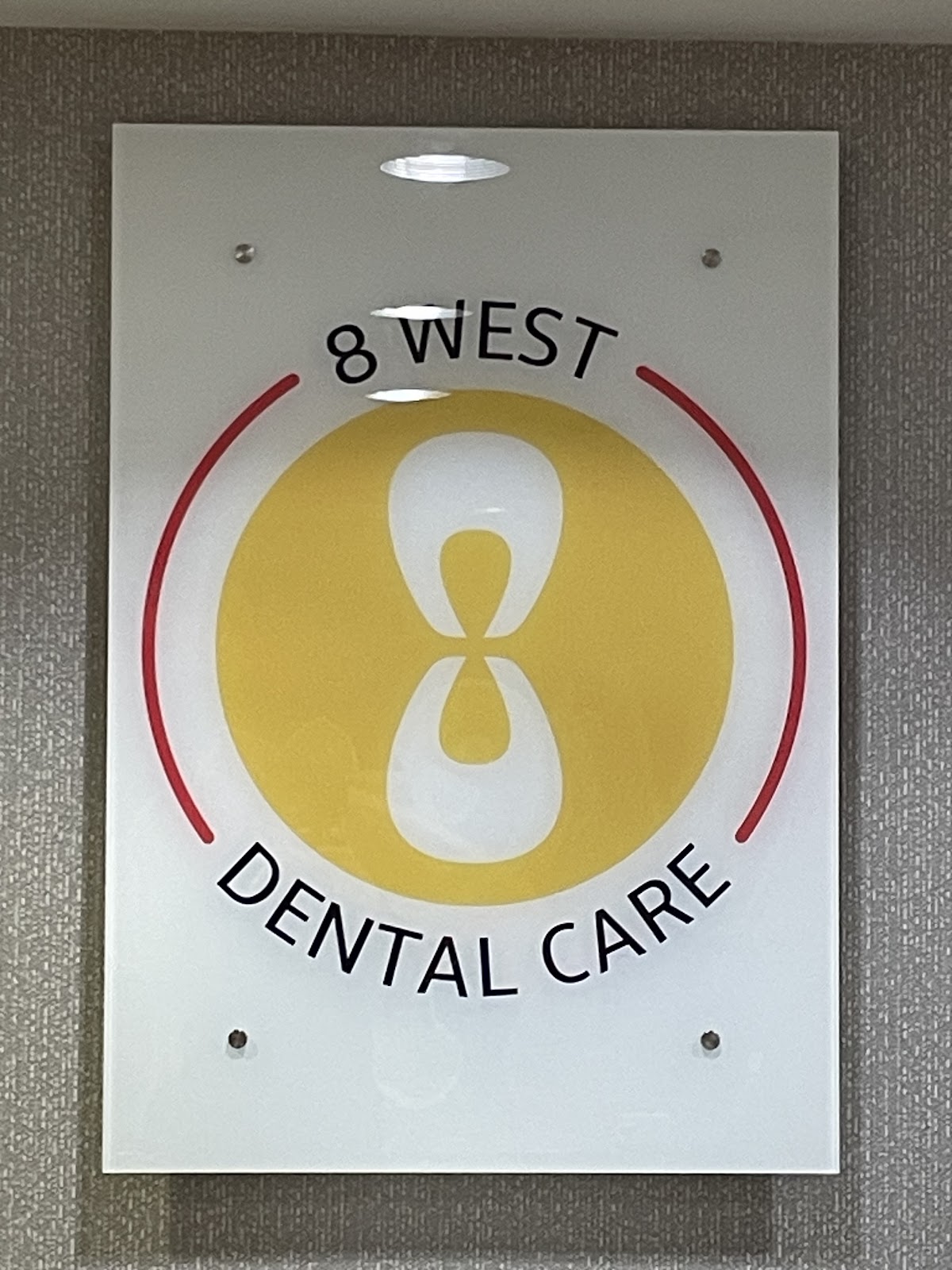 8 West Dental Care dental clinic in Calgary - Photo 5