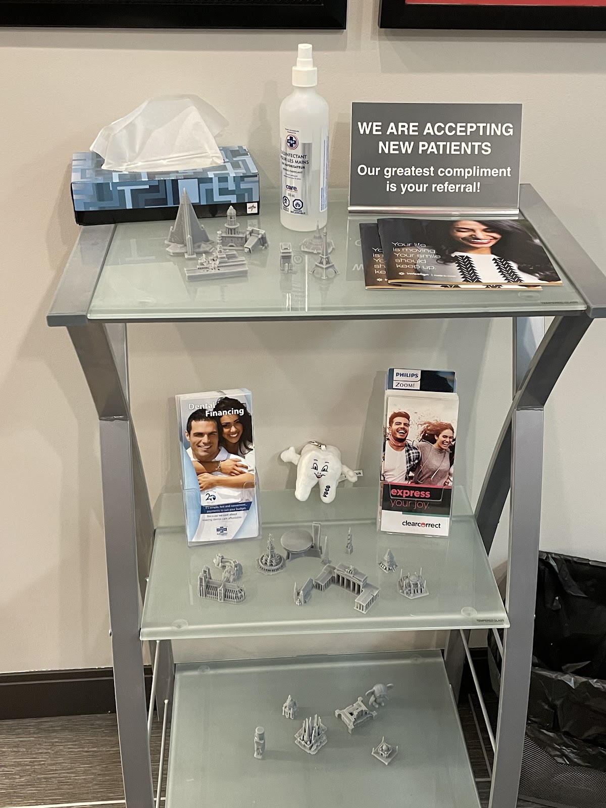 8 West Dental Care dental clinic in Calgary - Photo 7