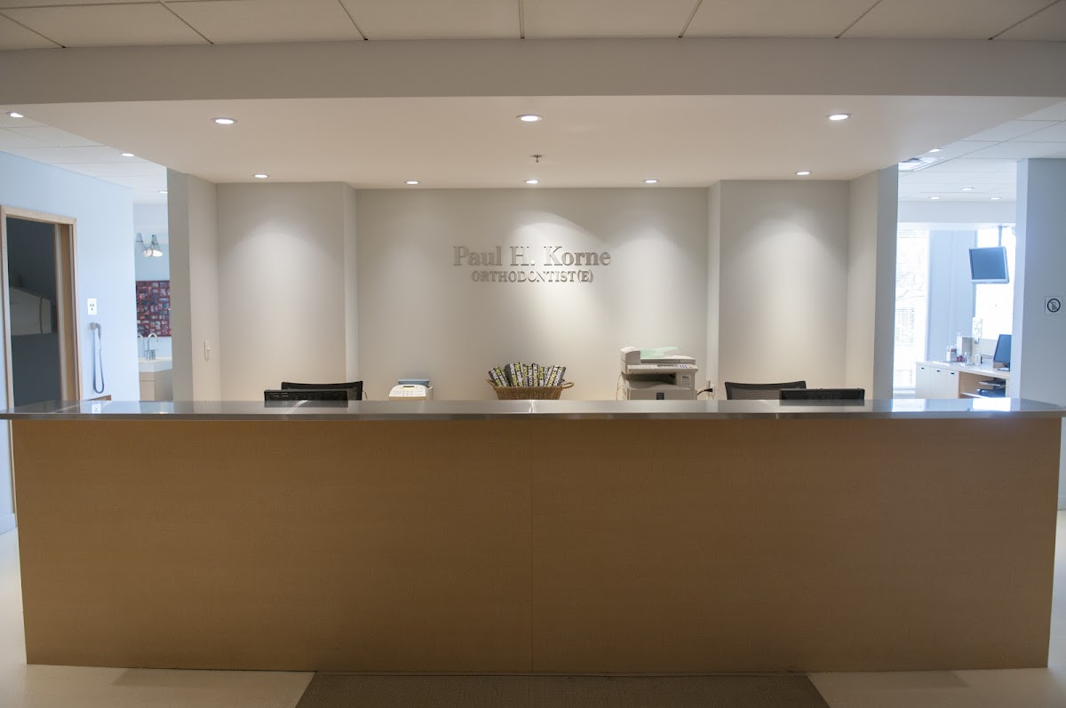 Korne Ortho dental clinic in Westmount - Photo 3