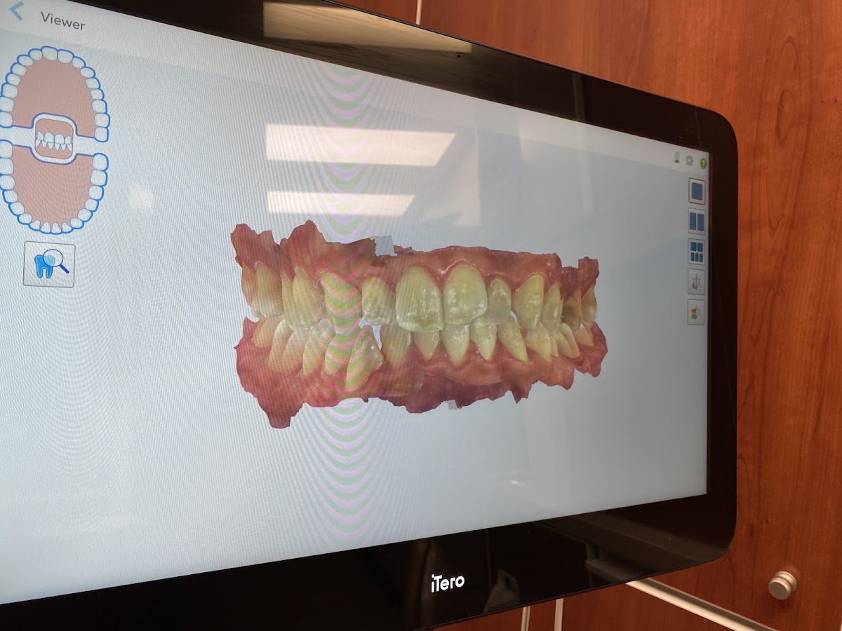 Dentrix Dental Care dental clinic in Calgary - Photo 9
