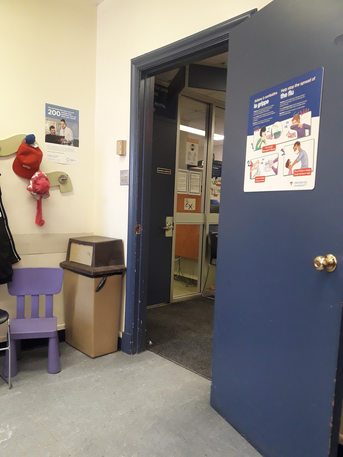 Department of Dentistry, Montreal Children's Hospital dental clinic in Westmount - Photo 4