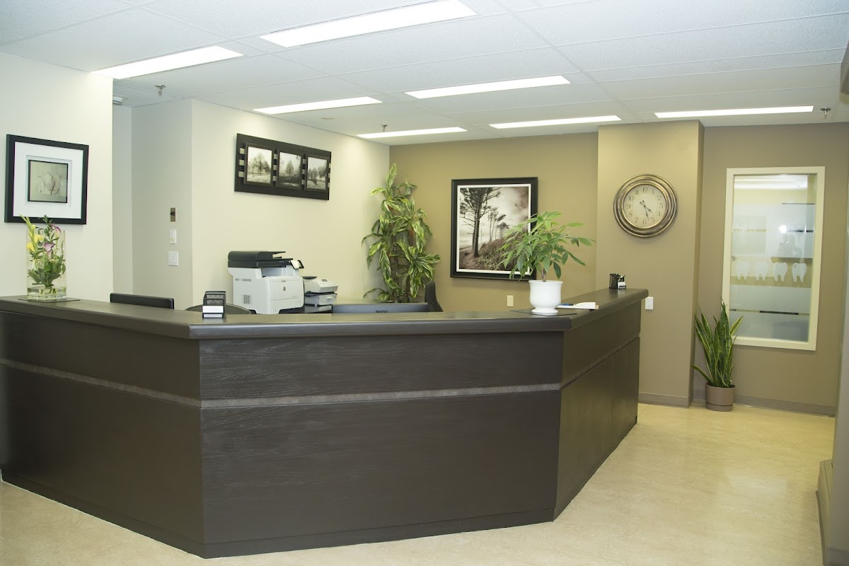 Dentistry at Market Mall dental clinic in Calgary - Photo 2