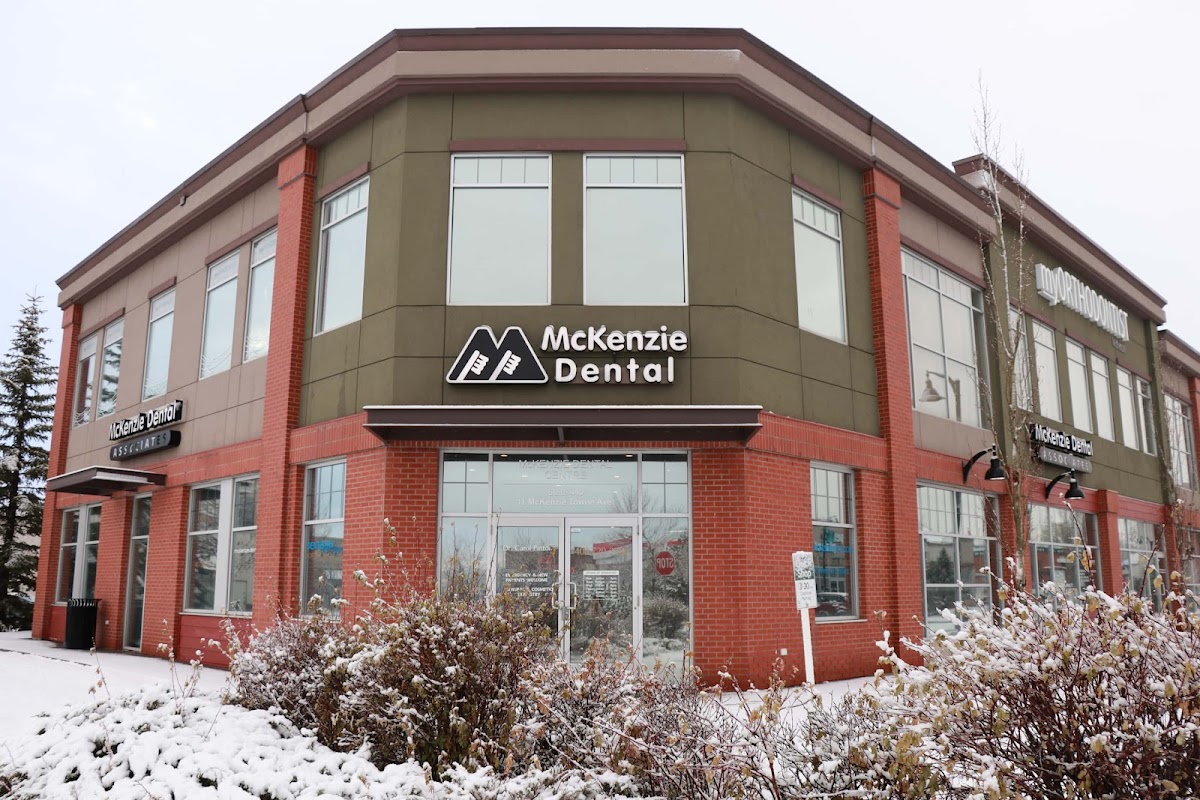 McKenzie Dental dental clinic in Calgary - Photo 2