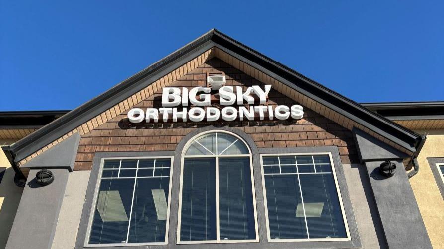 Big Sky Orthodontics - Dr. Leah Van Sant dental clinic in Calgary - Photo 1