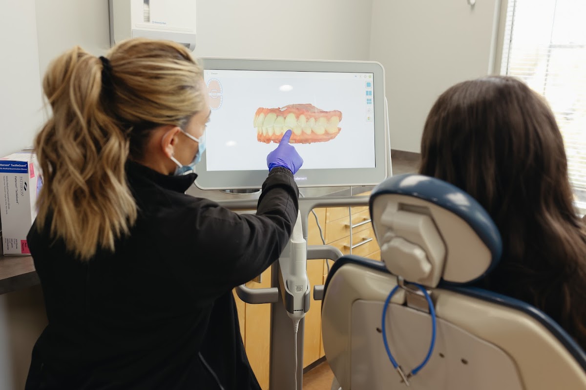 Big Sky Orthodontics - Dr. Leah Van Sant dental clinic in Calgary - Photo 7
