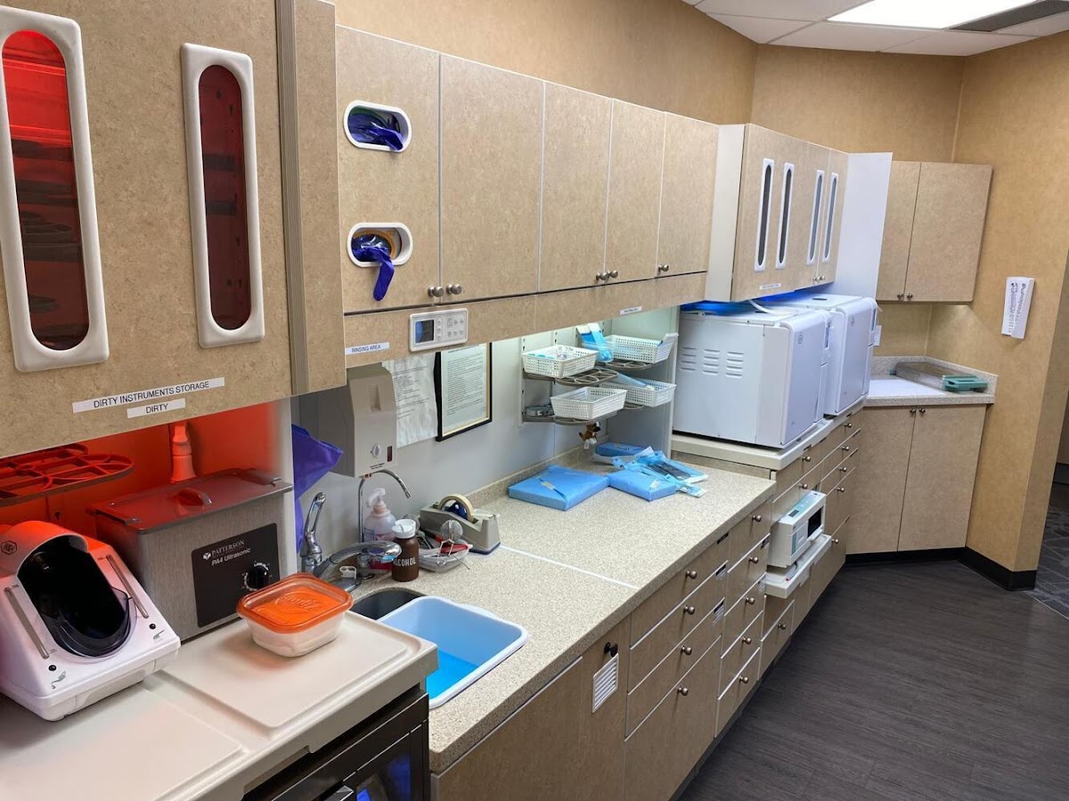 All Smiles Dental Care dental clinic in Calgary - Photo 10