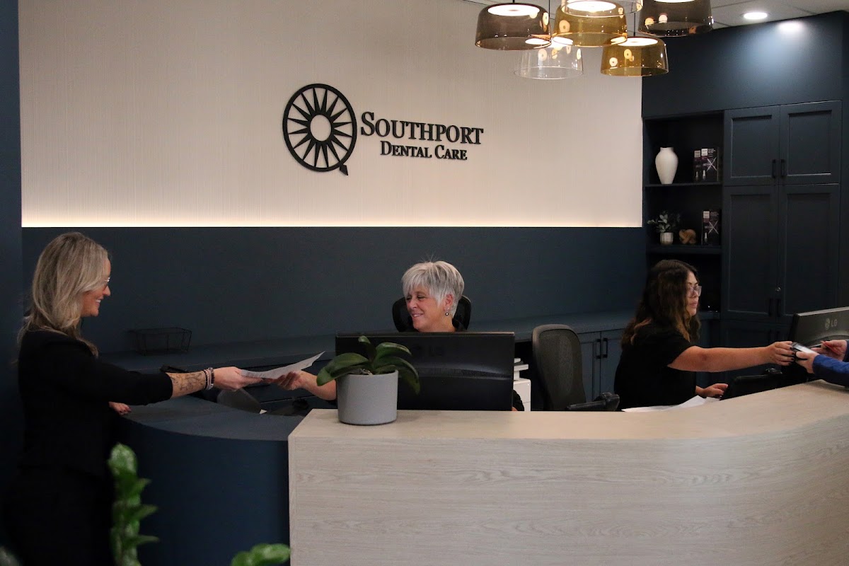Southport Dental Care dental clinic in Calgary - Photo 2