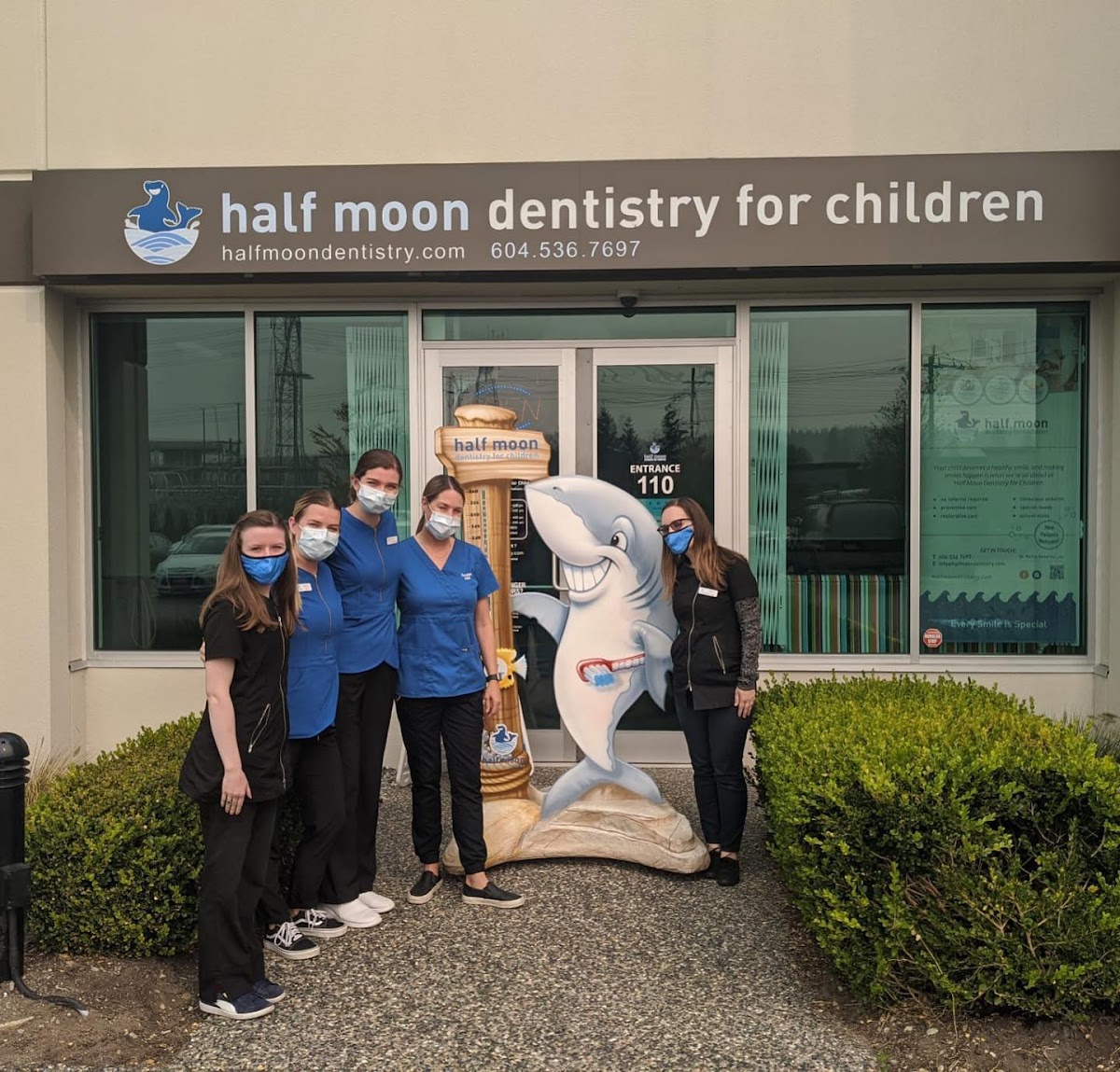 Half Moon Dentistry dental clinic in Surrey - Photo 2