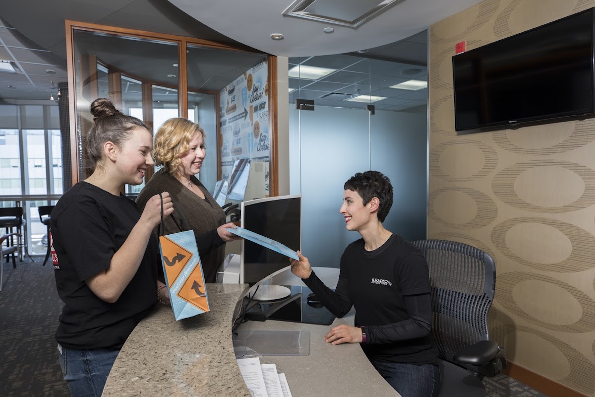 Dr. Warren J. Cohen dental clinic in Calgary - Photo 4