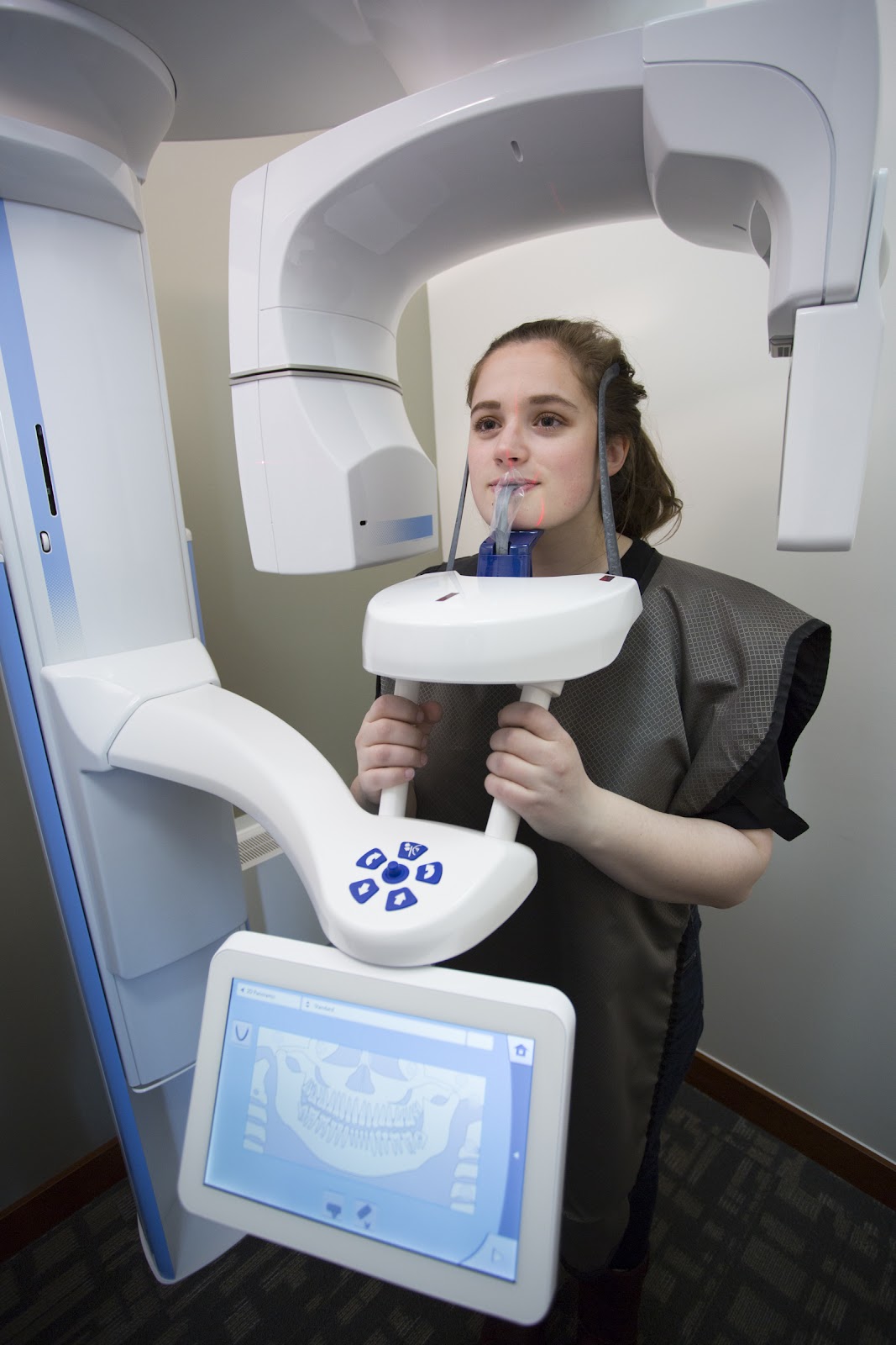 Dr. Warren J. Cohen dental clinic in Calgary - Photo 5