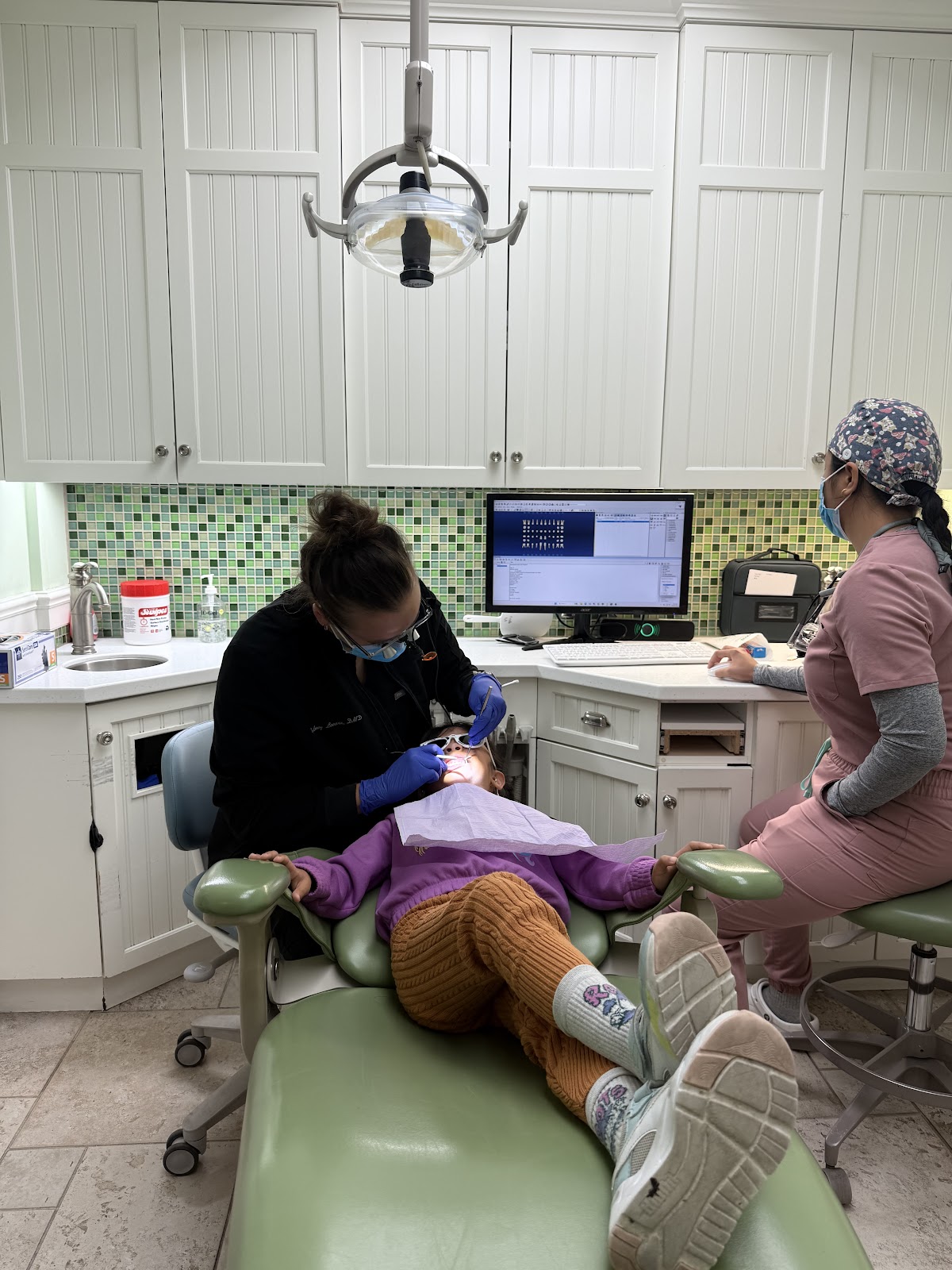 Kids Dental dental clinic in Winnipeg - Photo 9