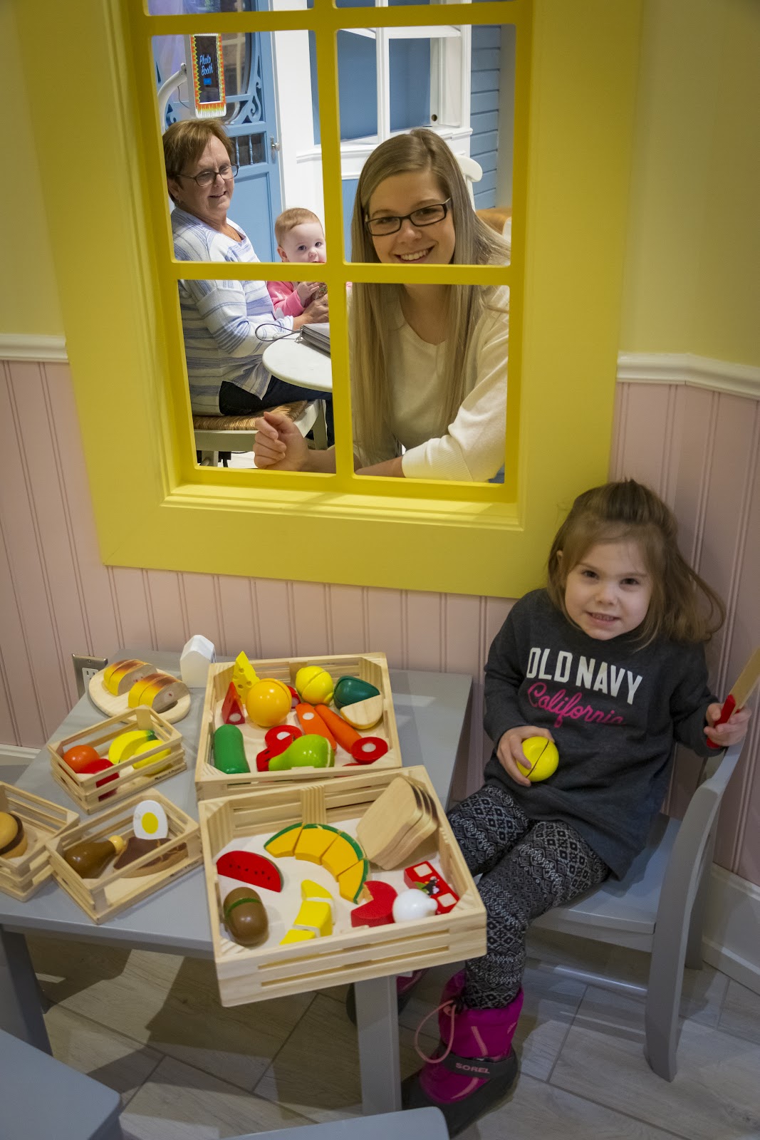 Kids Dental dental clinic in Winnipeg - Photo 10