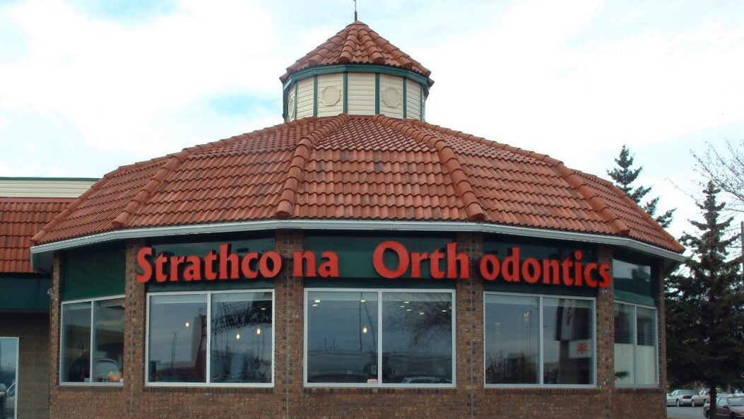 Strathcona Orthodontics dental clinic in Edmonton - Photo 2