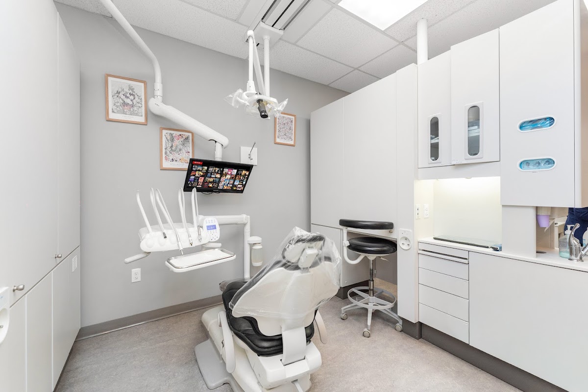 Macleod Dental Choice dental clinic in Calgary - Photo 2