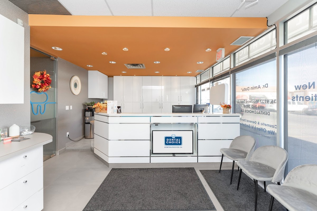 Macleod Dental Choice dental clinic in Calgary - Photo 3