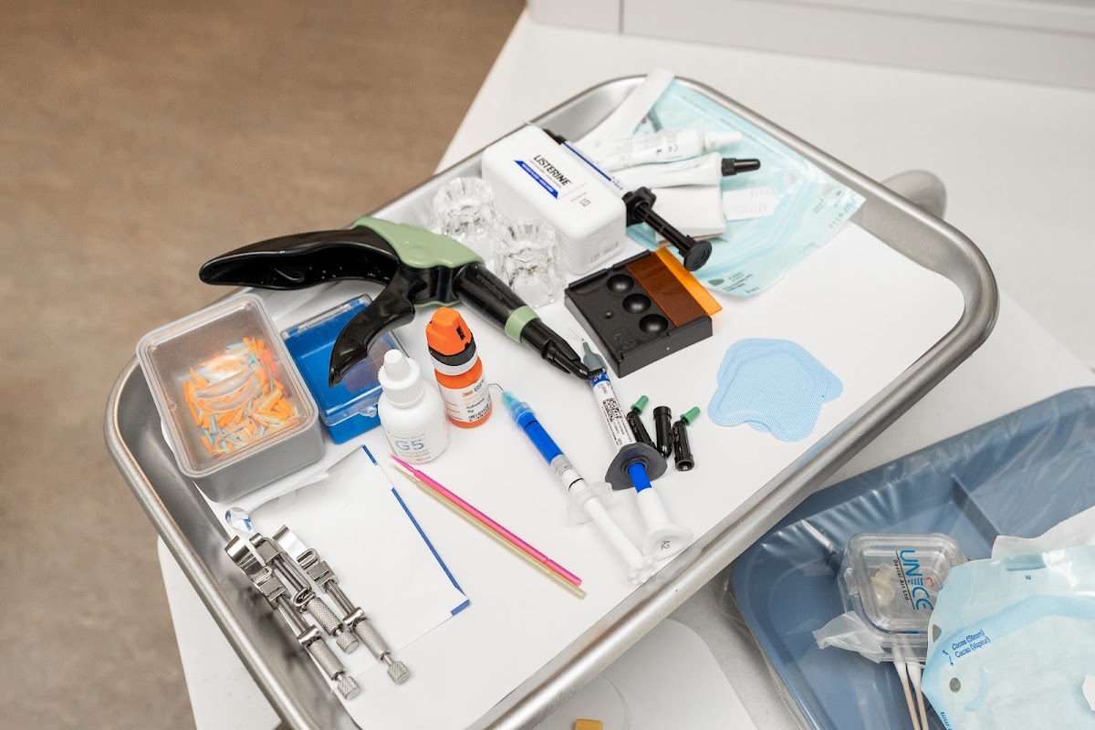 Macleod Dental Choice dental clinic in Calgary - Photo 4