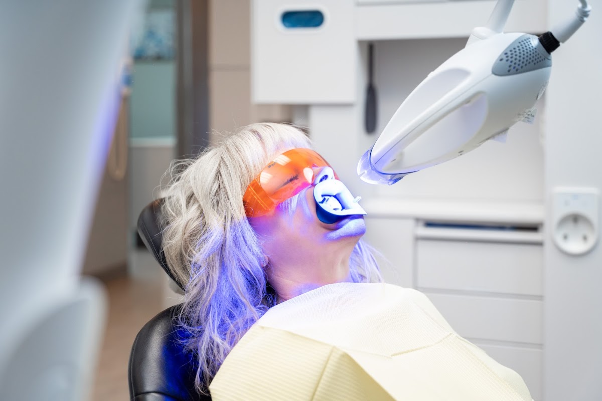 Macleod Dental Choice dental clinic in Calgary - Photo 7