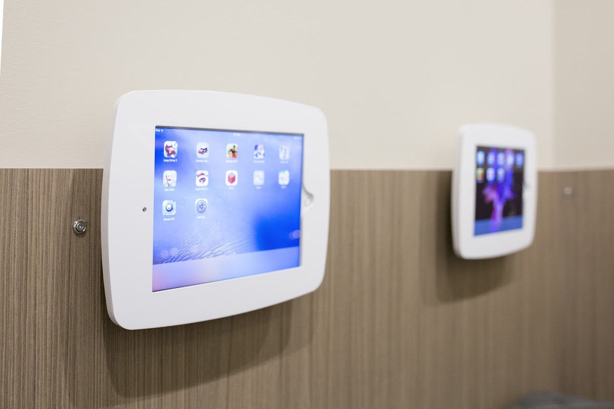Summit Dental dental clinic in Calgary - Photo 8