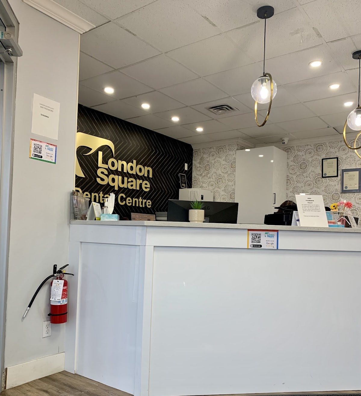 London Square Dental Centre dental clinic in Calgary - Photo 7