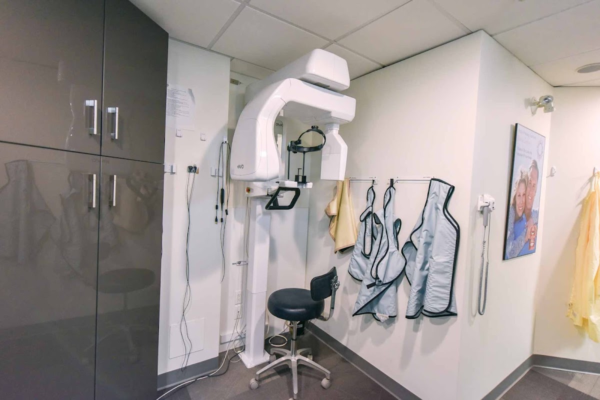 Core Dental dental clinic in Calgary - Photo 9