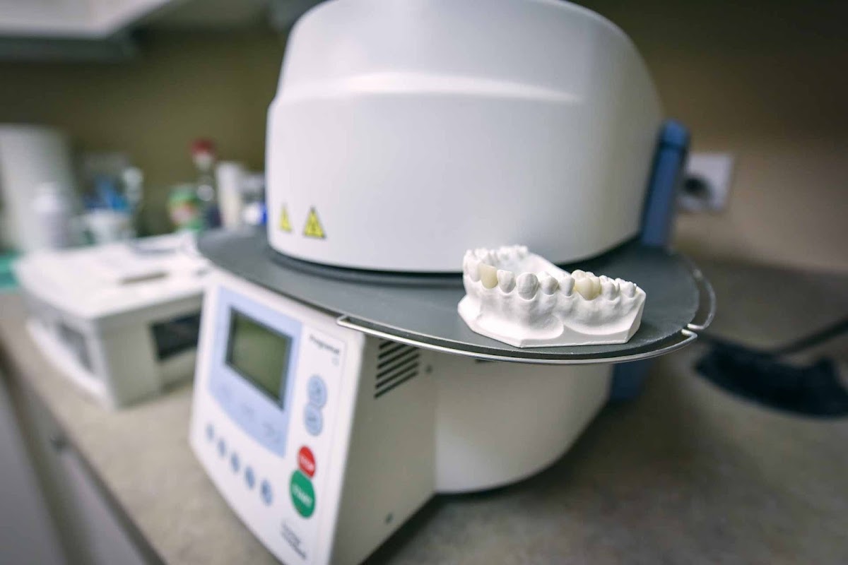 Core Dental dental clinic in Calgary - Photo 10