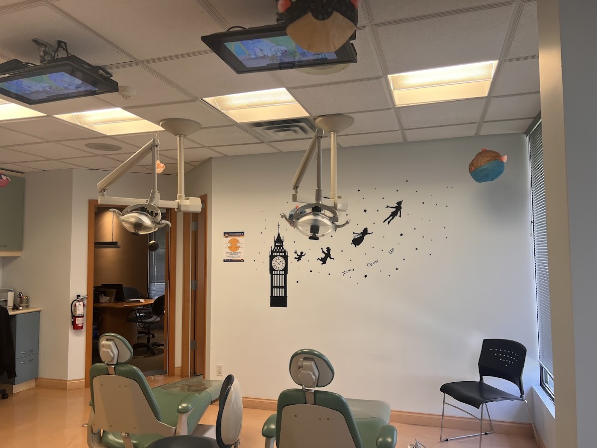 North Shore Childrens Dental dental clinic in North Vancouver - Photo 2
