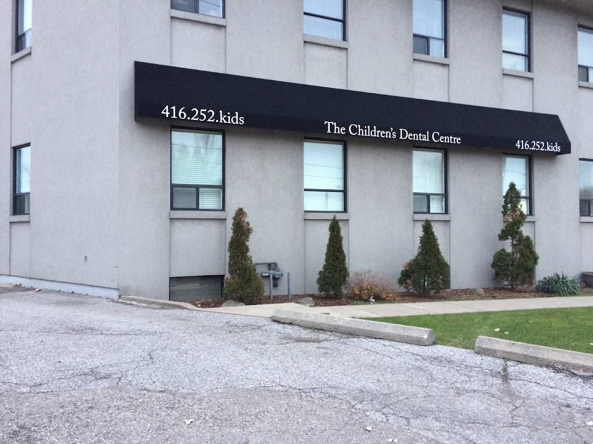 The Children's Dental Centre dental clinic in Etobicoke - Photo 4