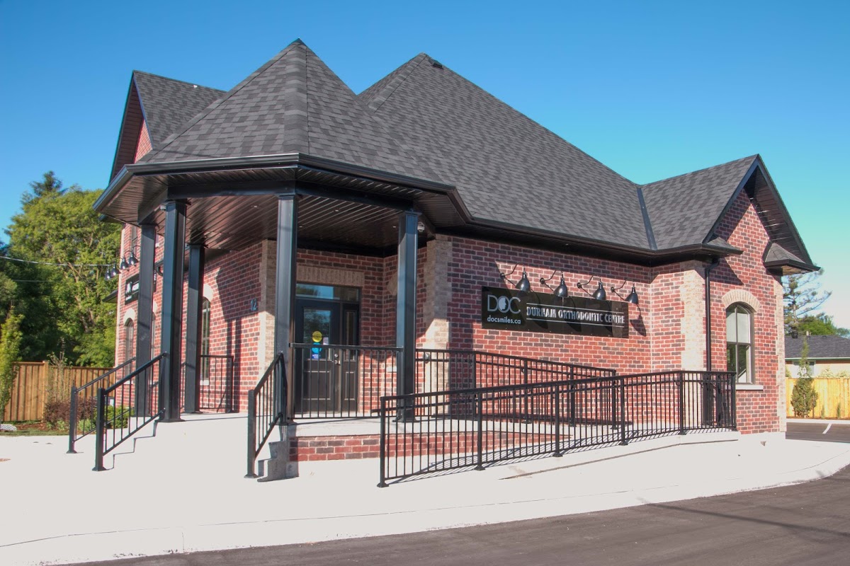 Durham Orthodontic Centre dental clinic in Whitby - Photo 1