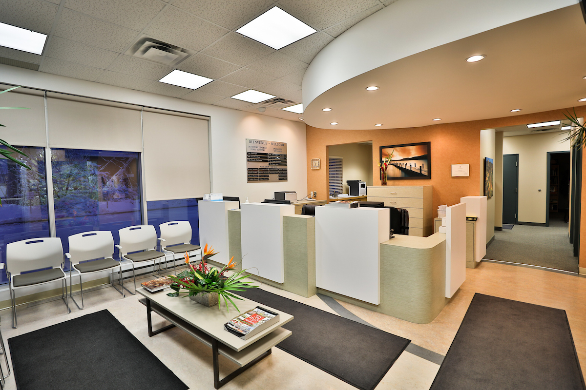 Clinique Dentaire Dr. S. Sgro & Dr. J. Lang - Greenfield Park dental clinic in Greenfield Park - Photo 2