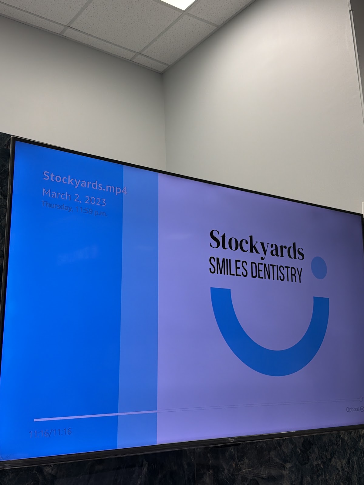 Stockyards Smiles Dentistry dental clinic in Old Toronto - Photo 6