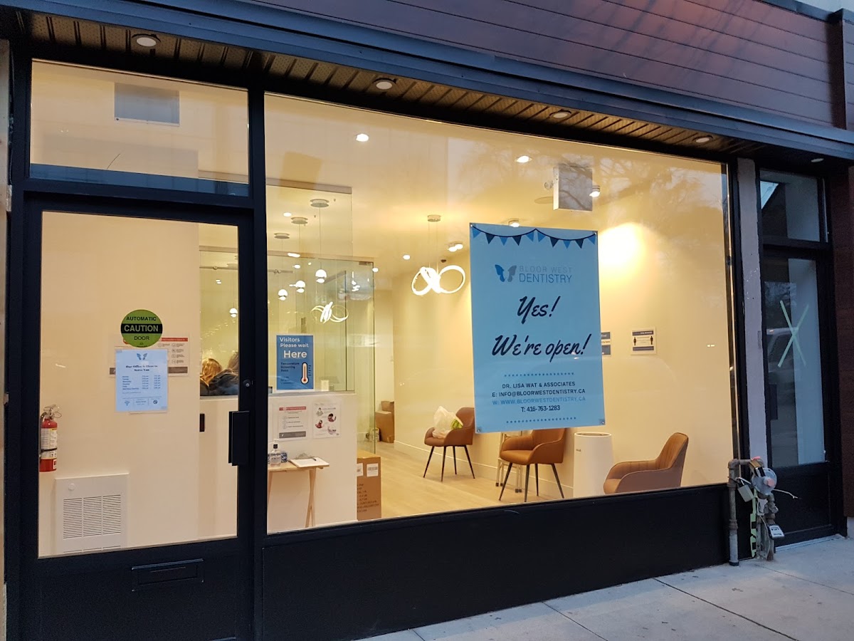 Bloor West Dentistry dental clinic in Old Toronto - Photo 2