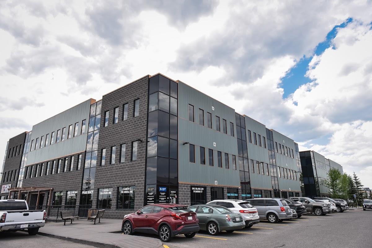Toothcrew Family Dental dental clinic in Calgary - Photo 5