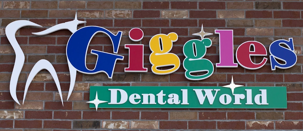 Giggles Dental World dental clinic in Guelph - Photo 6