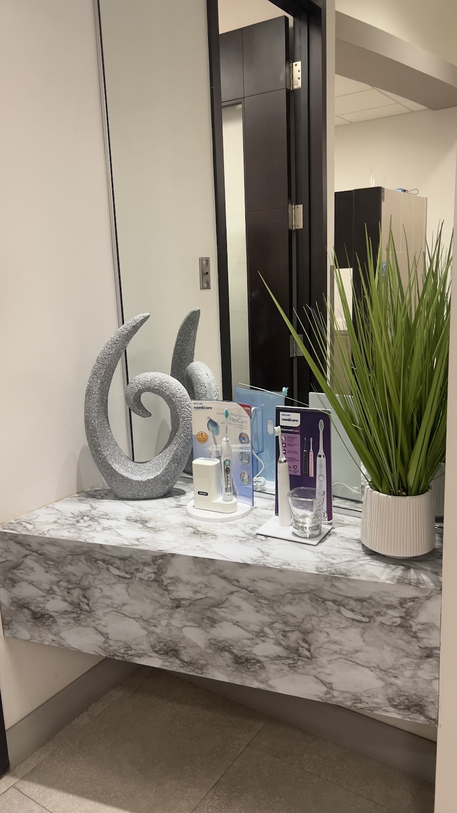 Sunridge Dental Clinic dental clinic in Calgary - Photo 6