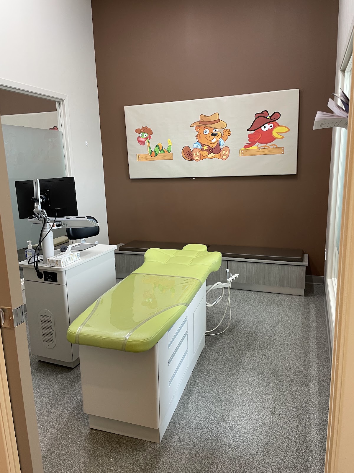 SmileTown dental clinic in Waterloo - Photo 6